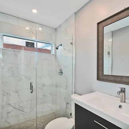 Spacious 4 Bedrooms, 2 Bathroom House With Pool Miramar Esterno foto