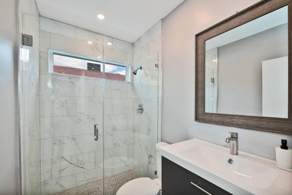 Spacious 4 Bedrooms, 2 Bathroom House With Pool * Miramar